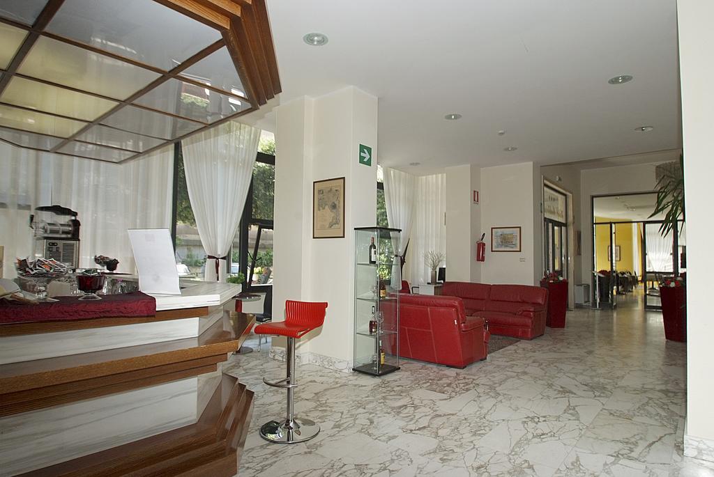 Hotel Mediterraneo 基安奇安诺泰尔梅 外观 照片